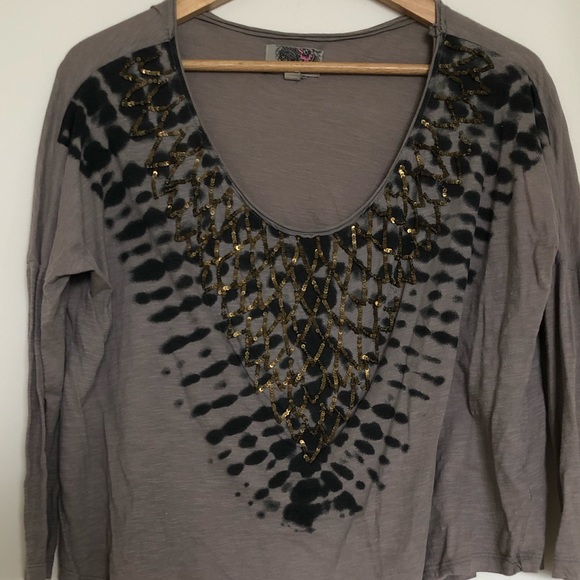 Urban Embellished top - Picture 2 of 4